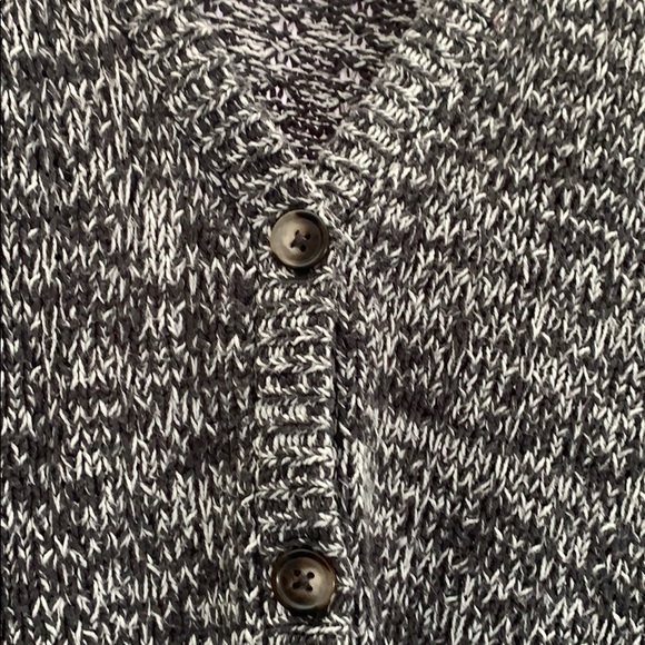 Girls Oshkosh Cardigan - Picture 4 of 5